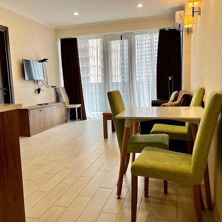 Batumi Orbi Beach Tower 外观 照片